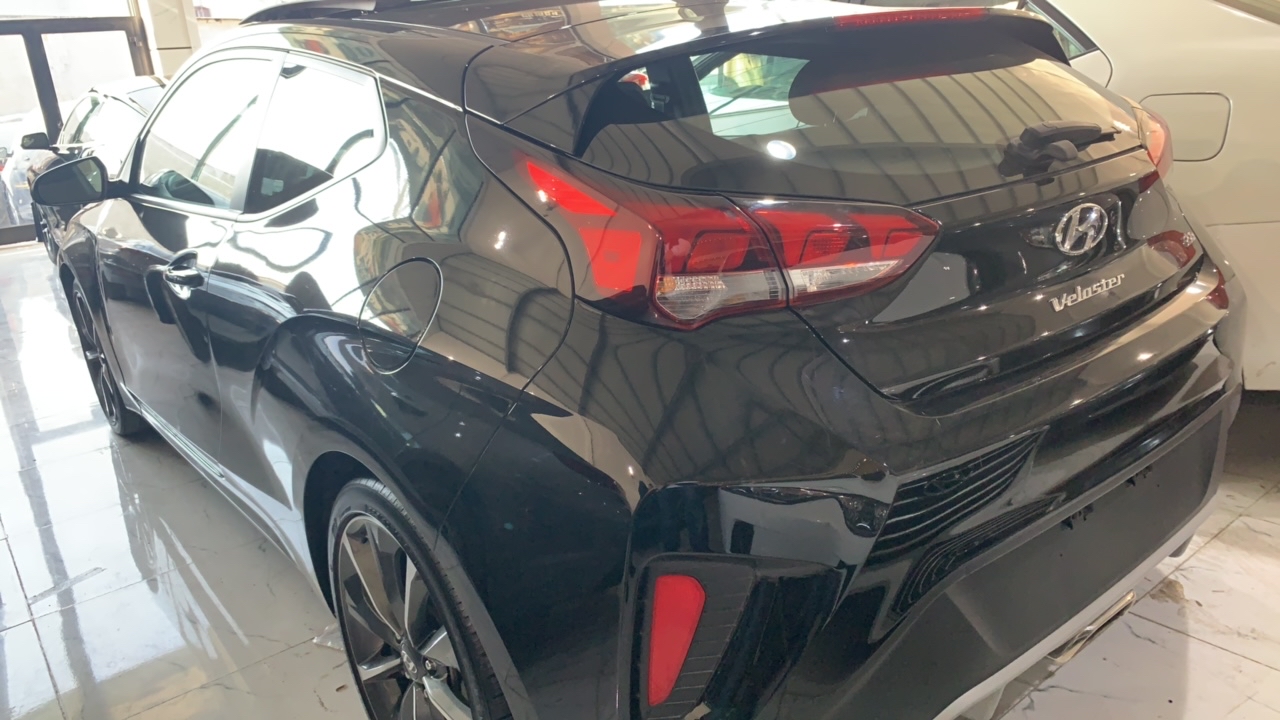 Hyundai Veloster